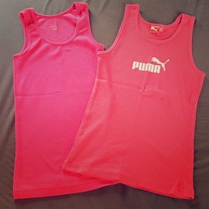 2 Tank Tops